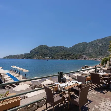 Mavi Deniz 4*
