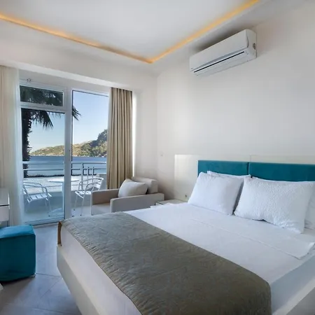 Hotell Mavi Deniz 3*